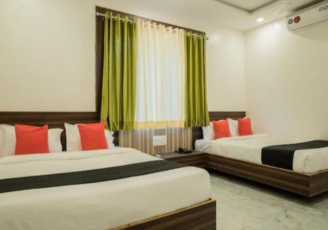 Hotel Sai Sk Palace Shirdi Dış mekan fotoğraf